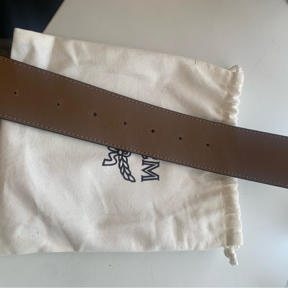 **NFS*** - Picture 3 of 6